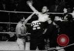 Standbild weltweit Junior Welterweight Boxing Japan, 1967, aus Sekunde 56 historischem Filmmaterial Videoclip 65675073284