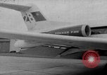 Standbild strahlturbine Passagierflugzeuge Bremen Deutschland, 1967, aus Sekunde 10 historischem Filmmaterial Videoclip 65675073286