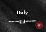 Immagine di Sfilata di moda Firenze Italia, 1967, secondo 3 filmato di repertorio 65675073297