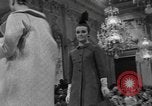 Immagine di Sfilata di moda Firenze Italia, 1967, secondo 53 filmato di repertorio 65675073297