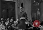 Immagine di Sfilata di moda Firenze Italia, 1967, secondo 57 filmato di repertorio 65675073297