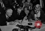 Image spectacle de clowns New York United States USA, 1967, de la seconde 32 séquences d'archives historiques vidéo 65675073298