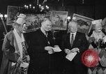Image spectacle de clowns New York United States USA, 1967, de la seconde 42 séquences d'archives historiques vidéo 65675073298