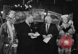 Image spectacle de clowns New York United States USA, 1967, de la seconde 43 séquences d'archives historiques vidéo 65675073298