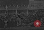 Image joueur de baseball Billy Rohr pitching contre Yankees New York City USA, 1967, de la seconde 22 séquences d'archives historiques vidéo 65675073299
