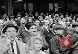 Image joueur de baseball Billy Rohr pitching contre Yankees New York City USA, 1967, de la seconde 27 séquences d'archives historiques vidéo 65675073299