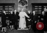 Image Hubert H Humphrey Cité du Vatican à Rome Italie, 1967, de la seconde 19 séquences d'archives historiques vidéo 65675073303