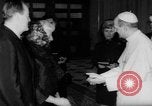 Image Hubert H Humphrey Cité du Vatican à Rome Italie, 1967, de la seconde 43 séquences d'archives historiques vidéo 65675073303