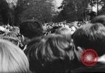 Image Les hippies danser à l'être-dans Seattle Washington USA, 1967, de la seconde 3 séquences d'archives historiques vidéo 65675073308