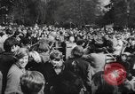 Image Les hippies danser à l'être-dans Seattle Washington USA, 1967, de la seconde 5 séquences d'archives historiques vidéo 65675073308