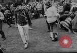 Image Les hippies danser à l'être-dans Seattle Washington USA, 1967, de la seconde 15 séquences d'archives historiques vidéo 65675073308
