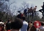 Immagine di La Giornata della Terra Washington DC USA, 1970, secondo 7 filmato di repertorio 65675073313