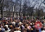 Immagine di La Giornata della Terra Washington DC USA, 1970, secondo 23 filmato di repertorio 65675073313