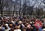 Immagine di La Giornata della Terra Washington DC USA, 1970, secondo 25 filmato di repertorio 65675073313