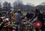 Immagine di La Giornata della Terra Washington DC USA, 1970, secondo 47 filmato di repertorio 65675073313
