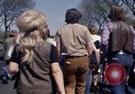 Immagine di La Giornata della Terra Washington DC USA, 1970, secondo 3 filmato di repertorio 65675073314