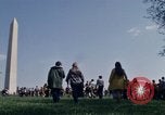 Immagine di La Giornata della Terra Washington DC USA, 1970, secondo 12 filmato di repertorio 65675073314