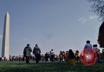 Immagine di La Giornata della Terra Washington DC USA, 1970, secondo 14 filmato di repertorio 65675073314