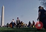Immagine di La Giornata della Terra Washington DC USA, 1970, secondo 20 filmato di repertorio 65675073314