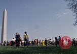 Immagine di La Giornata della Terra Washington DC USA, 1970, secondo 26 filmato di repertorio 65675073314