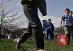 Immagine di La Giornata della Terra Washington DC USA, 1970, secondo 39 filmato di repertorio 65675073314