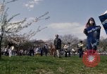Immagine di La Giornata della Terra Washington DC USA, 1970, secondo 42 filmato di repertorio 65675073314