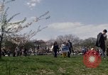 Immagine di La Giornata della Terra Washington DC USA, 1970, secondo 51 filmato di repertorio 65675073314