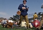 Immagine di La Giornata della Terra Washington DC USA, 1970, secondo 22 filmato di repertorio 65675073315