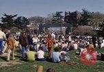 Immagine di La Giornata della Terra Washington DC USA, 1970, secondo 46 filmato di repertorio 65675073315