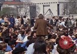 Immagine di La Giornata della Terra Washington DC USA, 1970, secondo 59 filmato di repertorio 65675073315
