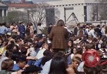 Immagine di La Giornata della Terra Washington DC USA, 1970, secondo 61 filmato di repertorio 65675073315
