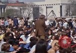 Immagine di La Giornata della Terra Washington DC USA, 1970, secondo 62 filmato di repertorio 65675073315