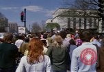 Image marche de protestation Washington DC USA, 1970, de la seconde 25 séquences d'archives historiques vidéo 65675073318