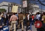 Image marche de protestation Washington DC USA, 1970, de la seconde 44 séquences d'archives historiques vidéo 65675073318