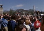 Image marche de protestation Washington DC USA, 1970, de la seconde 61 séquences d'archives historiques vidéo 65675073318