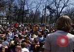 Immagine di La Giornata della Terra Washington DC USA, 1970, secondo 26 filmato di repertorio 65675073321