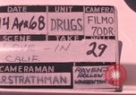 Immagine di Hippies danze ad un amore in Los Angeles County California USA, 1968, secondo 4 filmato di repertorio 65675073325