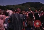 Immagine di Hippies danze ad un amore in Los Angeles County California USA, 1968, secondo 62 filmato di repertorio 65675073325