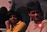 Standbild amerikanischen Studenten Los Angeles California USA, 1968, aus Sekunde 10 historischem Filmmaterial Videoclip 65675073330