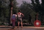 Standbild amerikanischen Studenten Los Angeles California USA, 1968, aus Sekunde 33 historischem Filmmaterial Videoclip 65675073330