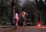 Standbild amerikanischen Studenten Los Angeles California USA, 1968, aus Sekunde 37 historischem Filmmaterial Videoclip 65675073330