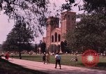 Immagine di Gli studenti americani Los Angeles California USA, 1968, secondo 16 filmato di repertorio 65675073331