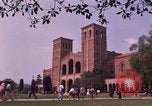Immagine di Gli studenti americani Los Angeles California USA, 1968, secondo 17 filmato di repertorio 65675073331