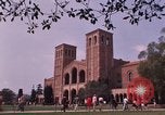 Immagine di Gli studenti americani Los Angeles California USA, 1968, secondo 21 filmato di repertorio 65675073331