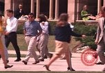 Immagine di Gli studenti americani Los Angeles California USA, 1968, secondo 35 filmato di repertorio 65675073331