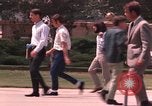 Immagine di Gli studenti americani Los Angeles California USA, 1968, secondo 37 filmato di repertorio 65675073331
