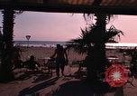 Standbild Studenten Los Angeles California USA, 1968, aus Sekunde 20 historischem Filmmaterial Videoclip 65675073332