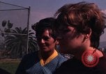 Standbild Studenten Los Angeles California USA, 1968, aus Sekunde 52 historischem Filmmaterial Videoclip 65675073332