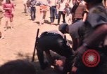 Immagine di Il popolo americano Los Angeles County California USA, 1968, secondo 50 filmato di repertorio 65675073334