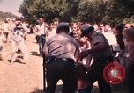 Immagine di Il popolo americano Los Angeles County California USA, 1968, secondo 52 filmato di repertorio 65675073334